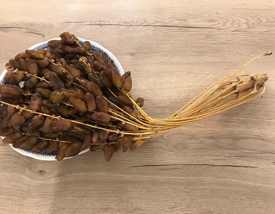 عرجون تمر دقلة نور